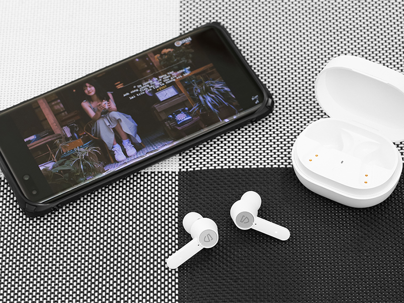 Tai nghe Bluetooth True Wireless Soundpeats Q kết nối với điện thoại